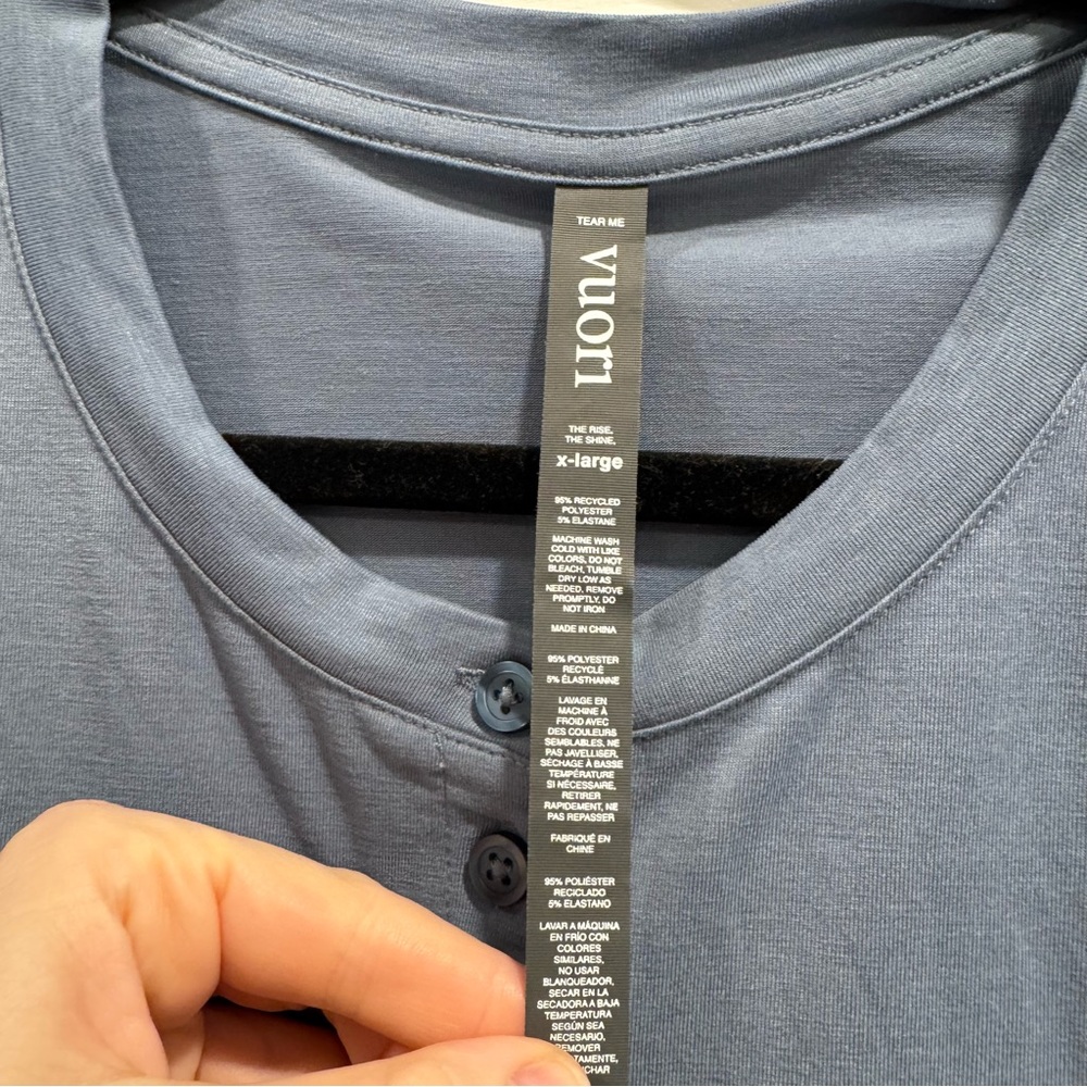 Vuori Blue Avalon Cropped Henley Top XL Activewear Athleisure Spring Gym Workout - Picture 6 of 11
